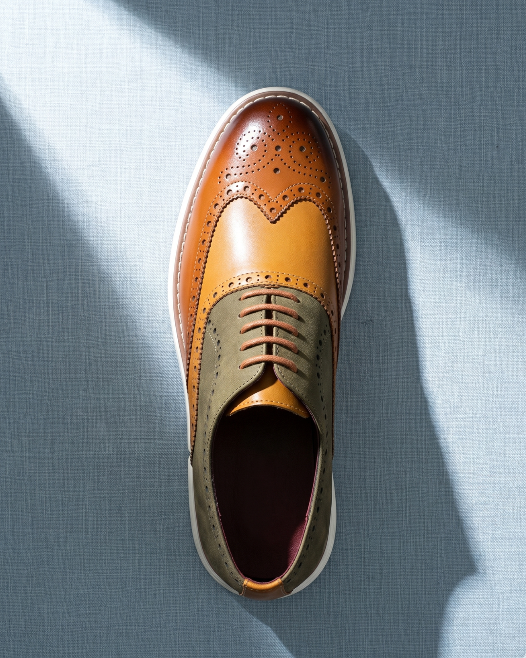 Classic British Leather Sneaker