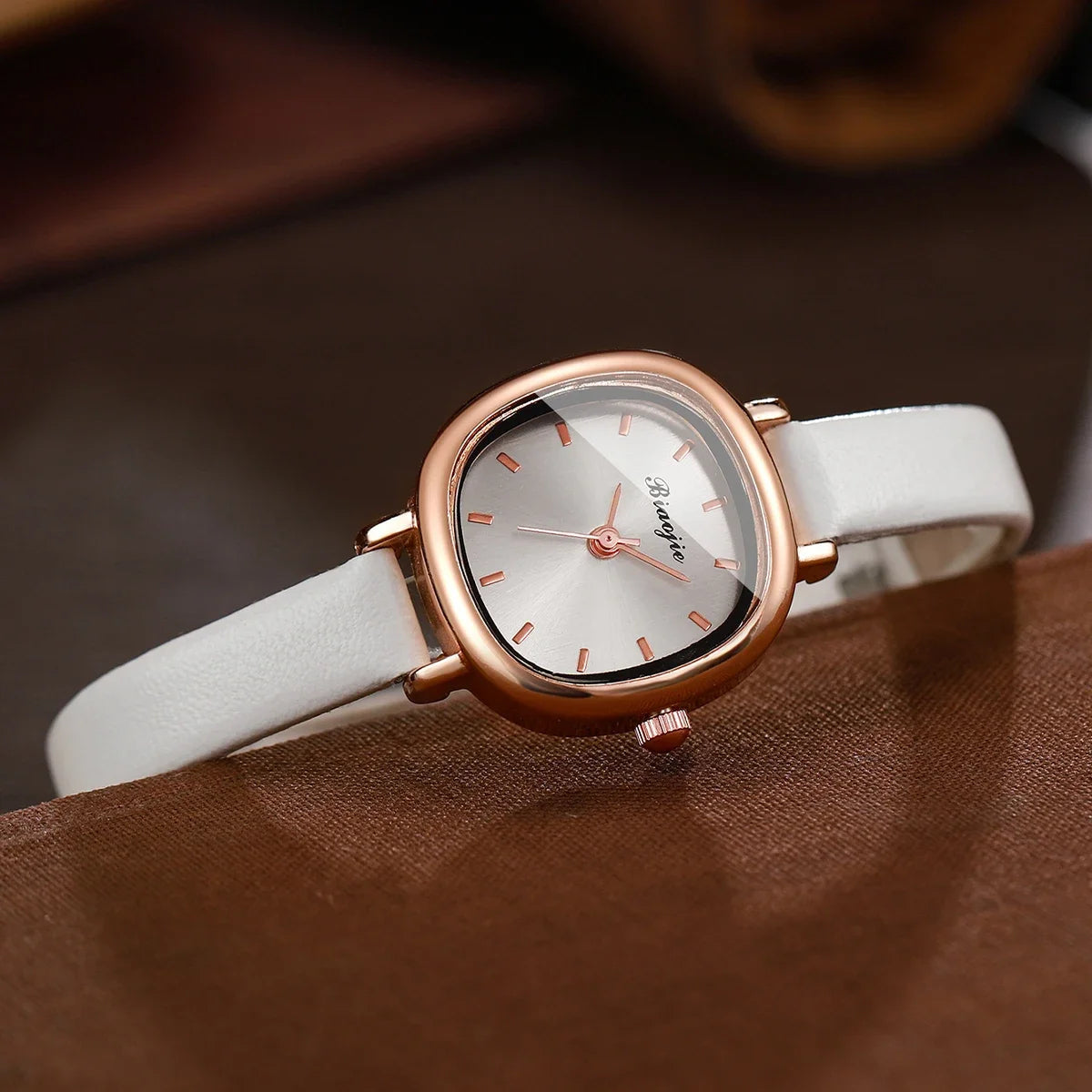 Fine Leather Strap Wristwatch