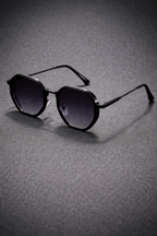 Retro Round Metal Sunglasses