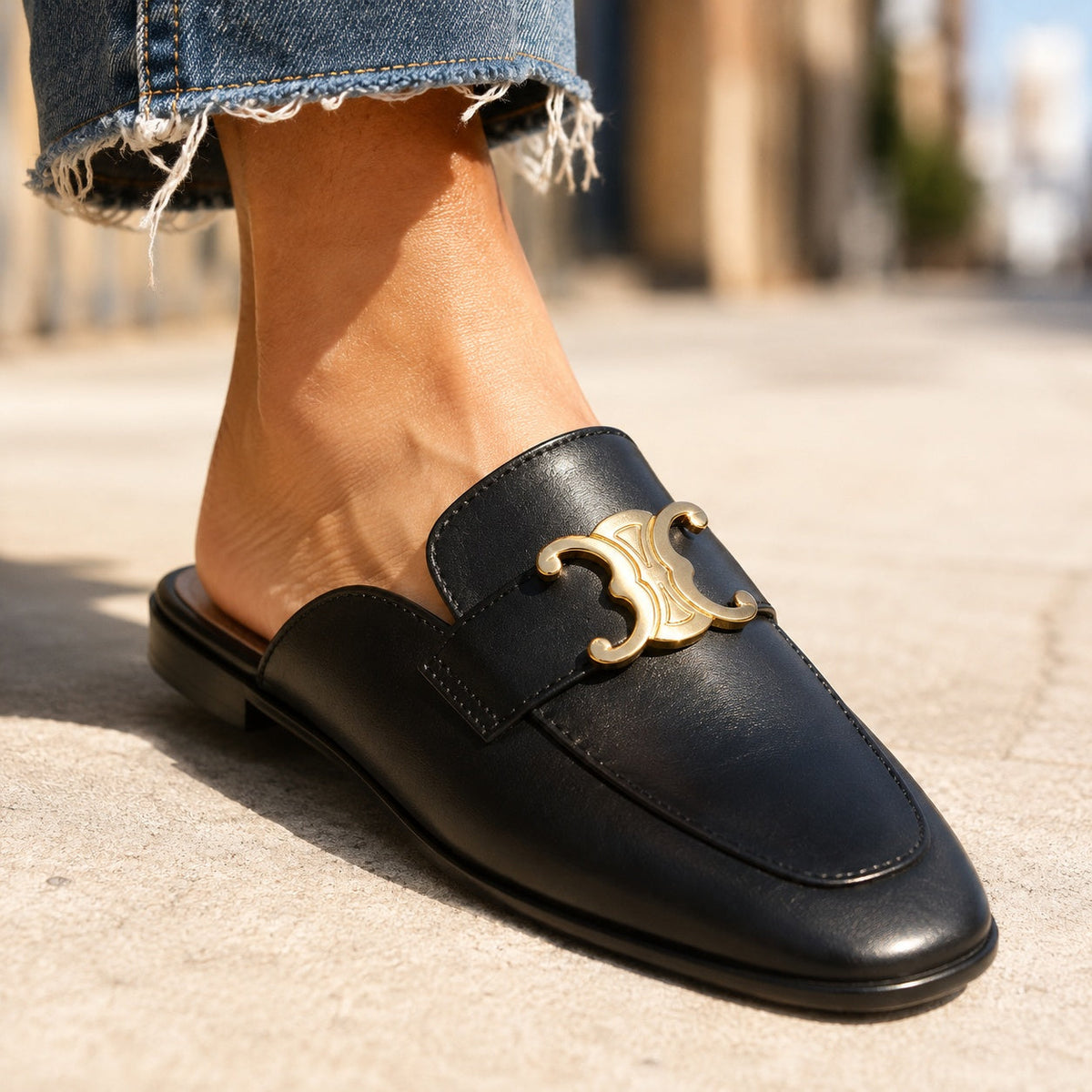 British Style Pull-On Slippers