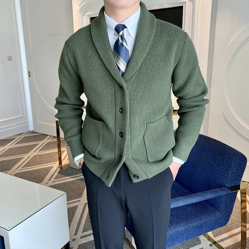Classic Turn-Down Collar Knit