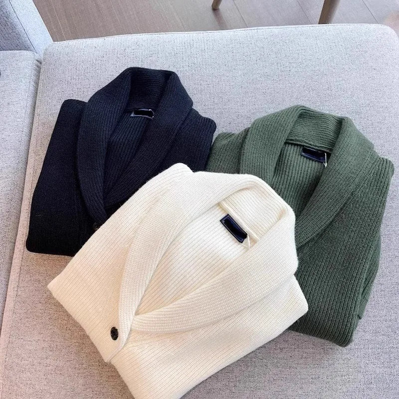 Classic Turn-Down Collar Knit