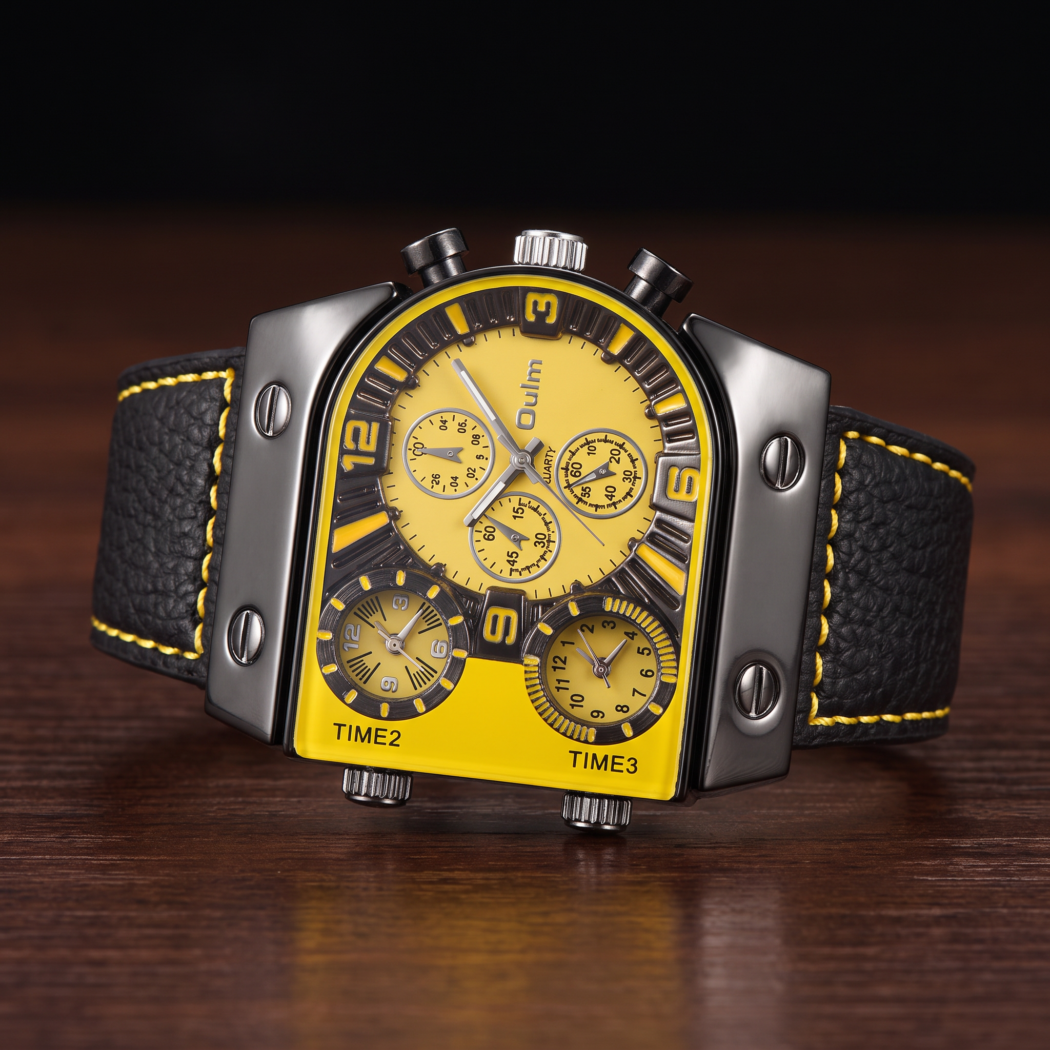 Oulm Men's Military Watch