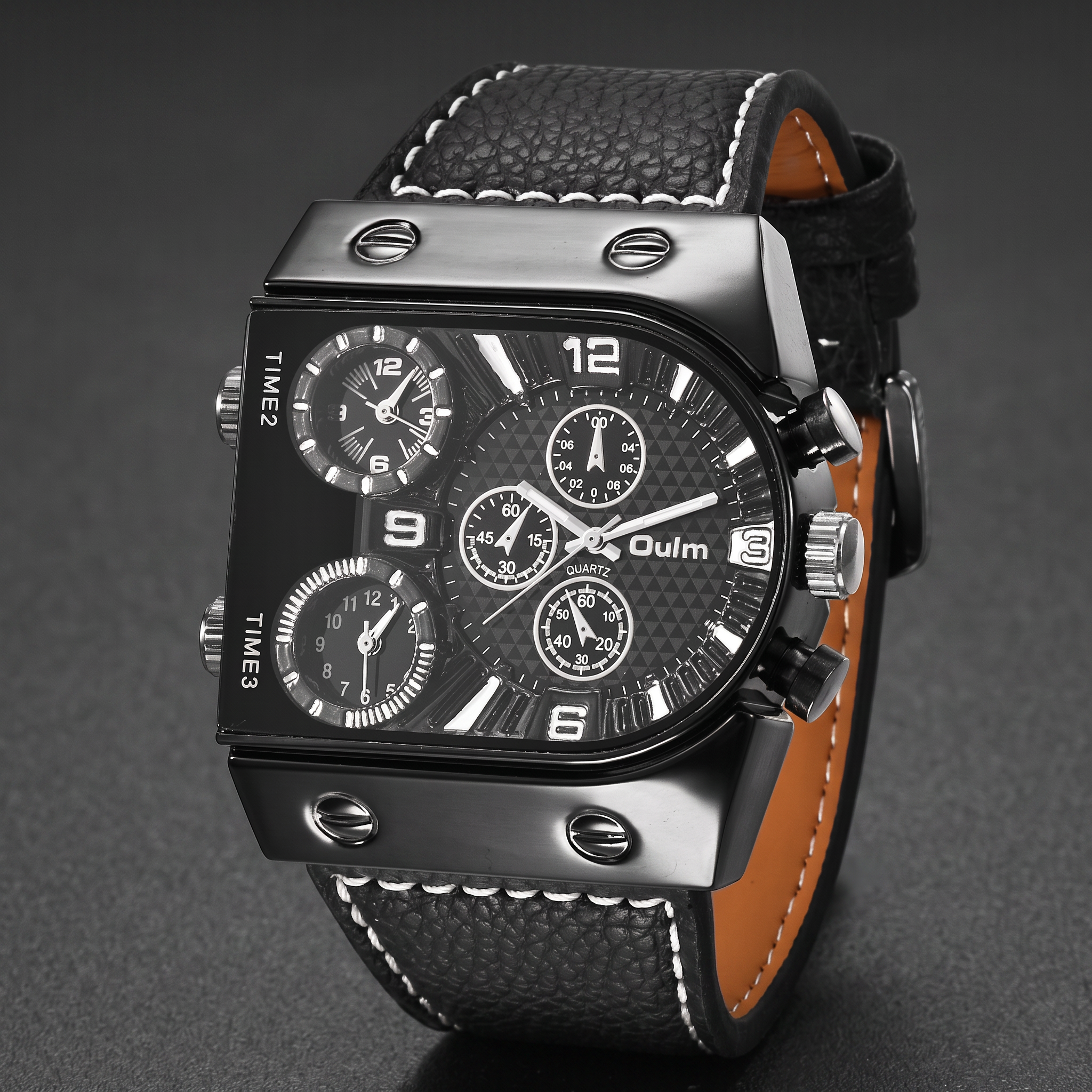 Oulm Men's Military Watch